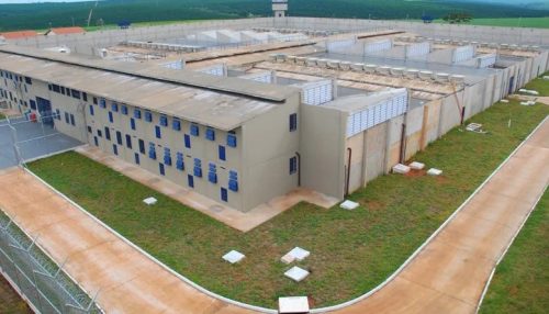 Detento é morto por outros três presos no CDP I, em Pacaembu