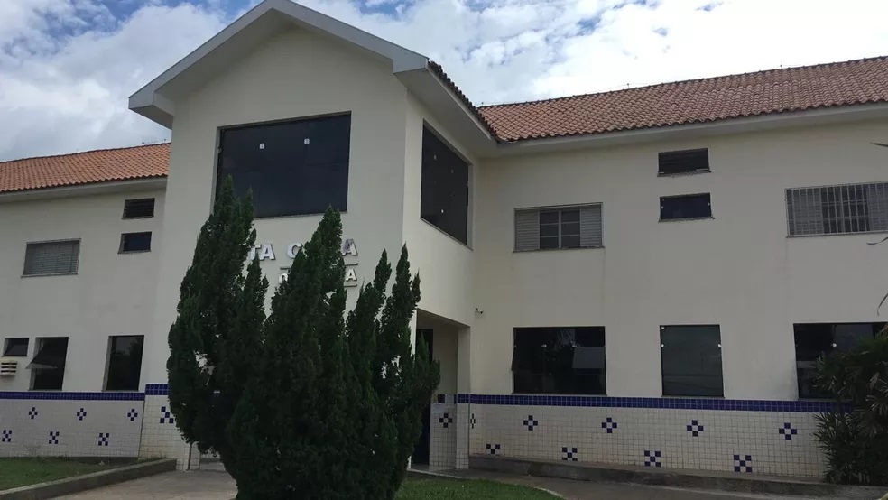 PM prende suspeito de esfaquear casal em estabelecimento comercial, em Dracena