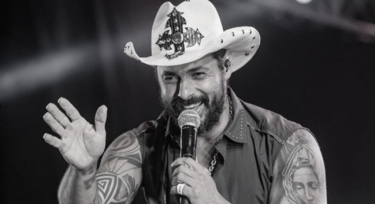 Cantor João Carreiro morre aos 41 anos