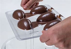 Curso “Fabrique e Venda Ovos de Páscoa e Bombons” está com inscrições abertas em Adamantina