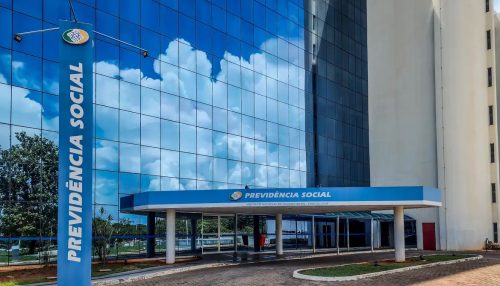 INSS convoca 4,3 milhões de pessoas para fazer prova de vida