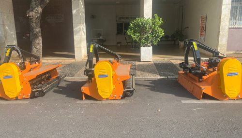 Prefeitura de Adamantina recebe três trituradores rotativos