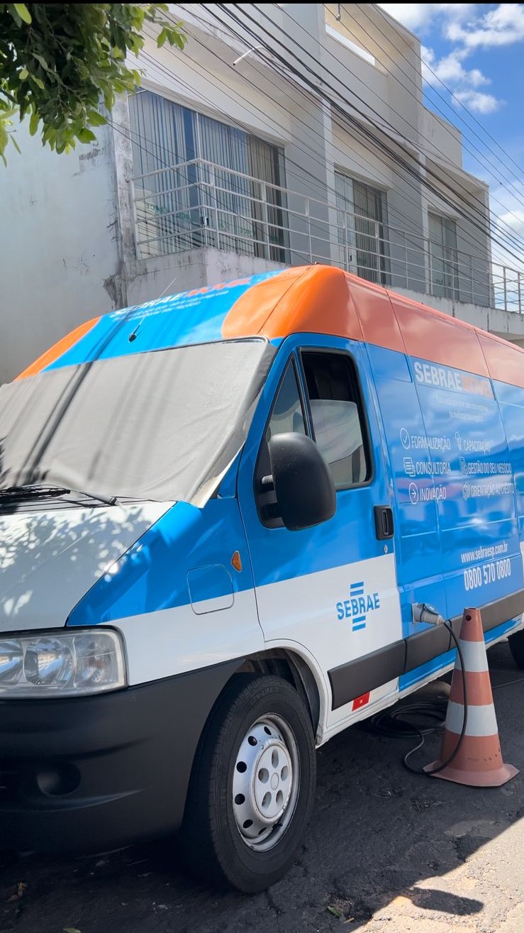 Sebrae Móvel atende público interessado em empreender em Adamantina