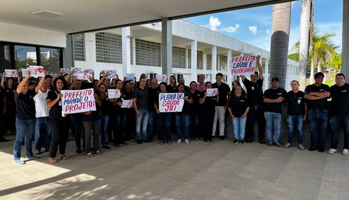 Servidores do Centro Universitário realizam ato em defesa do projeto do Plano de Saúde