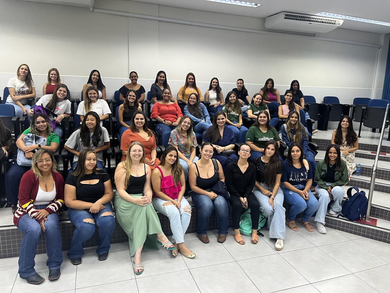 Atlética do curso de Agronomia realiza evento em comemoração ao Dia Internacional da Mulher