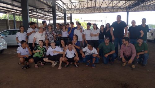 Em parceria com a SAAMA, alunos da EE Helen Keller produzem mudas de plantas nativas