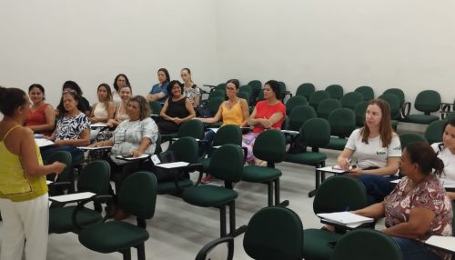 Equipes do CRAS e Serviços de Convivência de Adamantina recebem capacitação