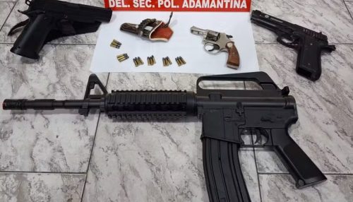 Com revólver e simulacros, homem é preso por posse ilegal de arma de fogo em Adamantina