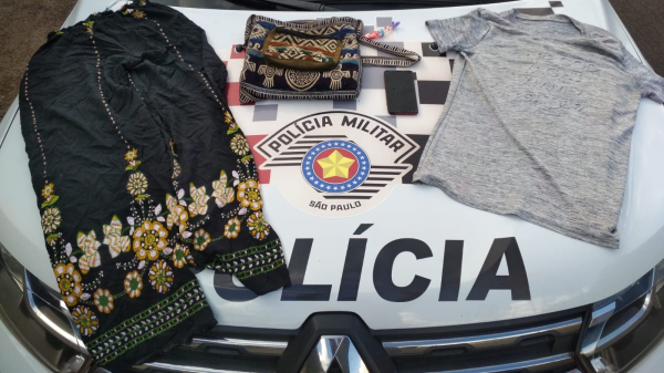 Mulher entra em loja e furta R$ 450 do caixa, no centro de Adamantina; pouco depois é presa pela PM