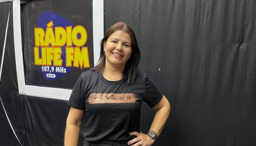 Briana Veiga, Consultora de Vendas da FIAT Alpavel apresenta fechamento de mês e  fala sobre sua trajetória.