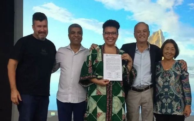 Casa Afro de Adamantina recebe moção de congratulações e aplausos pela seu primeiro ano