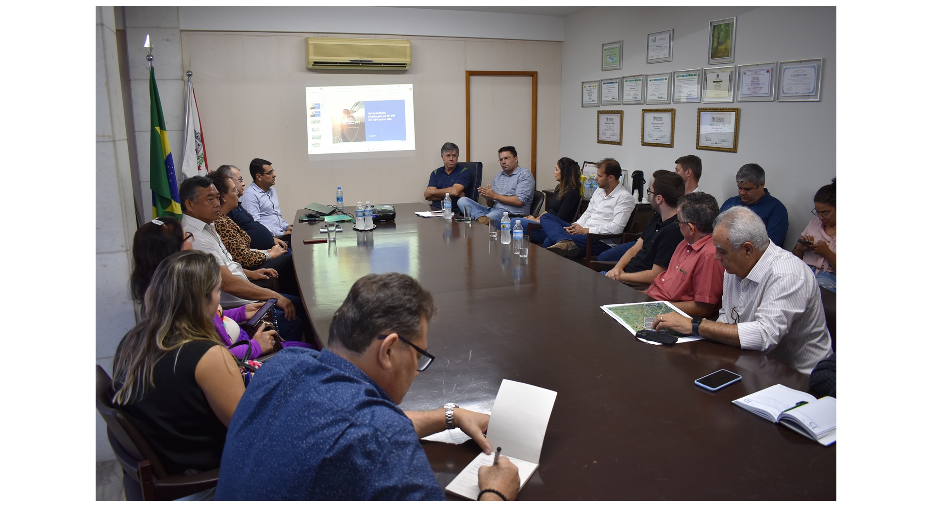 Reunião técnica discute instalação de dispositivos na duplicação da SP-294