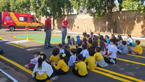 Alunos das escolas municipais e particulares de Adamantina participam do Projeto “Minicidade para Educação no Trânsito”
