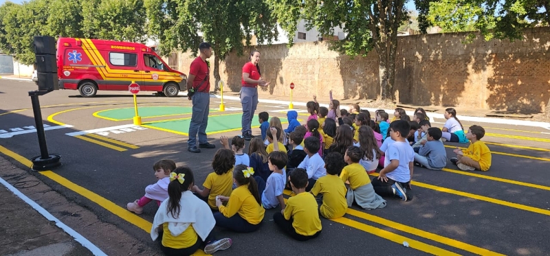 Alunos das escolas municipais e particulares de Adamantina participam do Projeto “Minicidade para Educação no Trânsito”