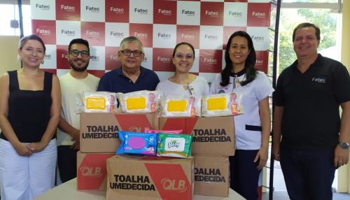 FATEC Adamantina arrecada lenços umedecidos para Santa Casa.