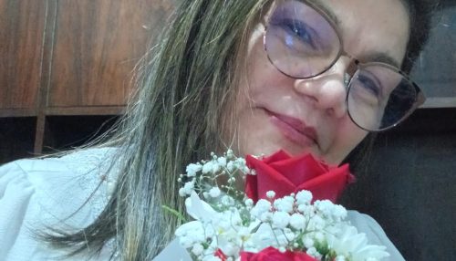 Espelhos, relógios e pés de coelho