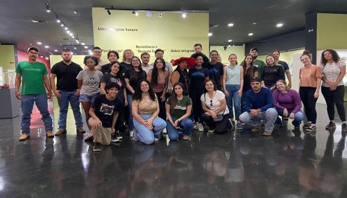 Alunos do Centro Universitário visitam a Aldeia Índia Vanuíre