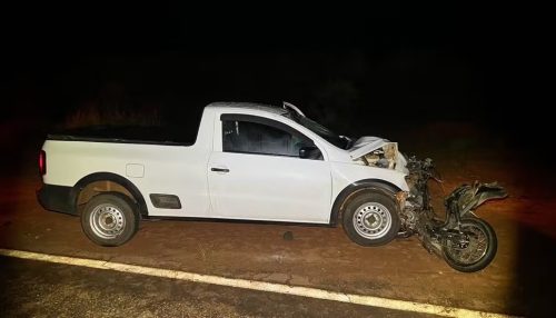 Motociclista morre após sair de estrada rural e bater contra carro