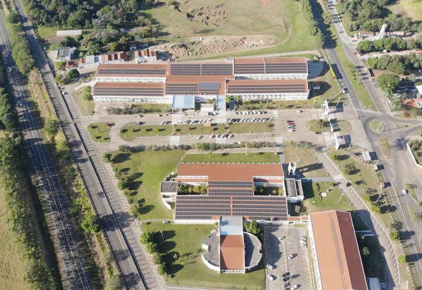 Centro Universitário de Adamantina: Compromisso com a Excelência no Ensino e Investimento Contínuo na Saúde