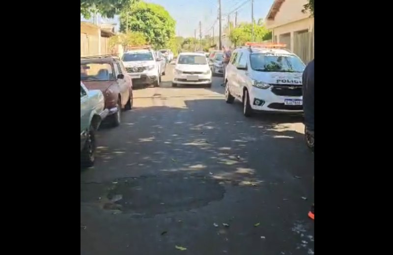 Policial Militar atira ao perceber que individuo iria sacar arma, em Tupa