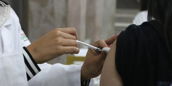 Governo de SP prorroga vacinação contra a gripe durante todo o mês de junho
