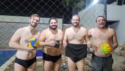 Biribol de Adamantina recebe material esportivo para disputa dos Jogos Regionais em Tupã