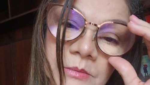 Ainda há flores sobre os espinhos!