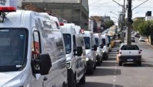 Prefeitura de Adamantina realiza desfile da frota em comemoração aos 75 anos do município