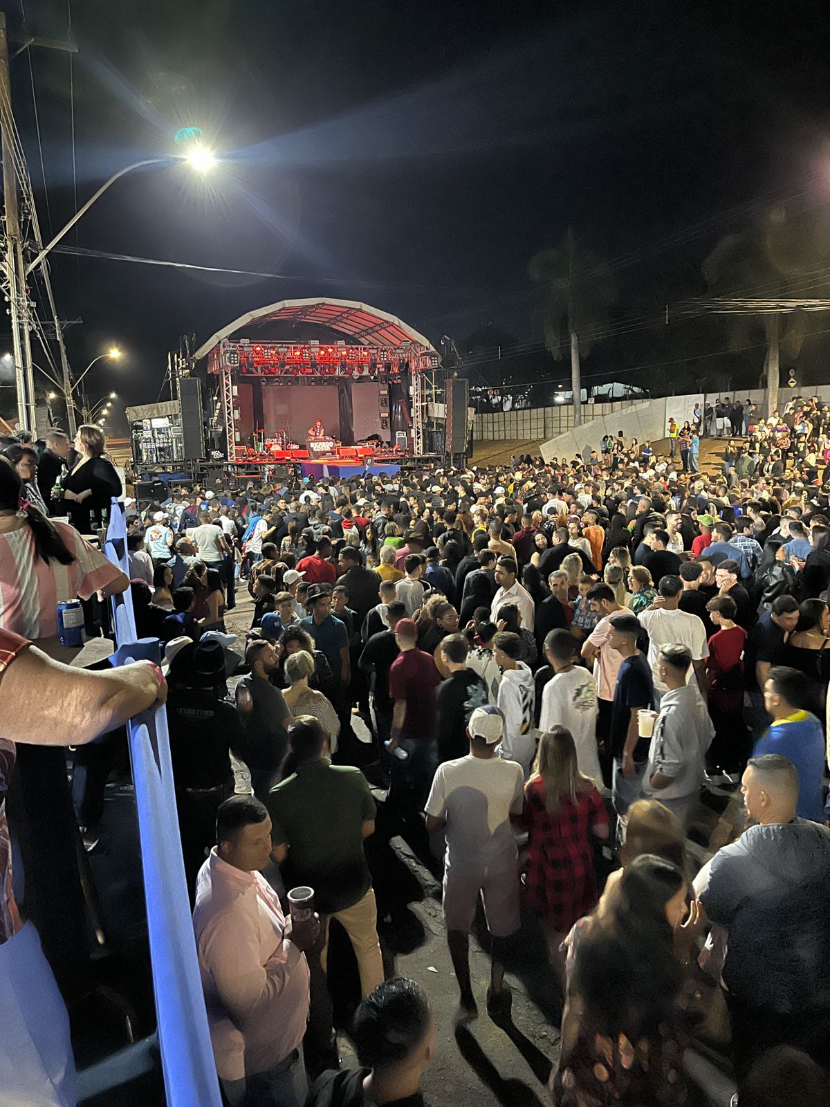 Life FM: Cobertura Especial do Arraiá da Amizade em Lucélia