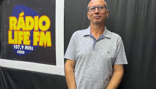 Presidente do Bairro Jardim Bela Vista informa sobre escassez de água que afeta moradores.