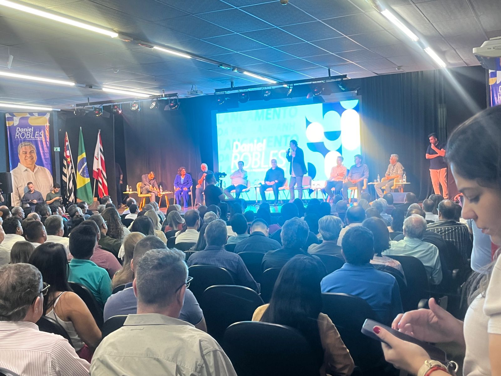 Lançamento da Pré-Candidatura de Daniel Roubles a Prefeito de Adamantina Atraí público e Políticos Influentes.