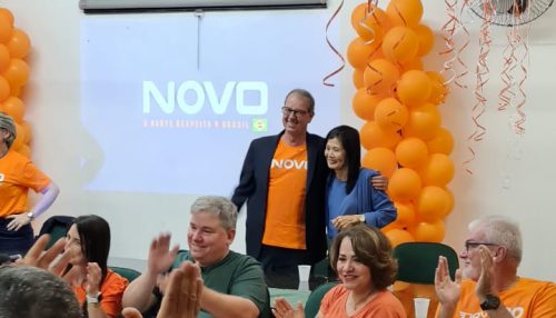 Lucia Haga é a vice de José Carlos Tiveron na disputa pela prefeitura de Adamantina