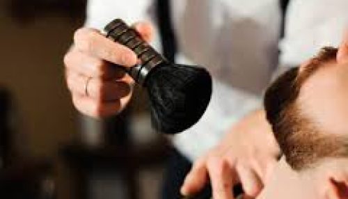 Inscrições gratuitas para curso de barbearia estão abertas