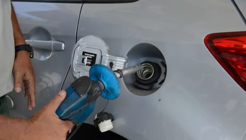 Petrobras reajusta em 7,12% preço da gasolina para distribuidoras