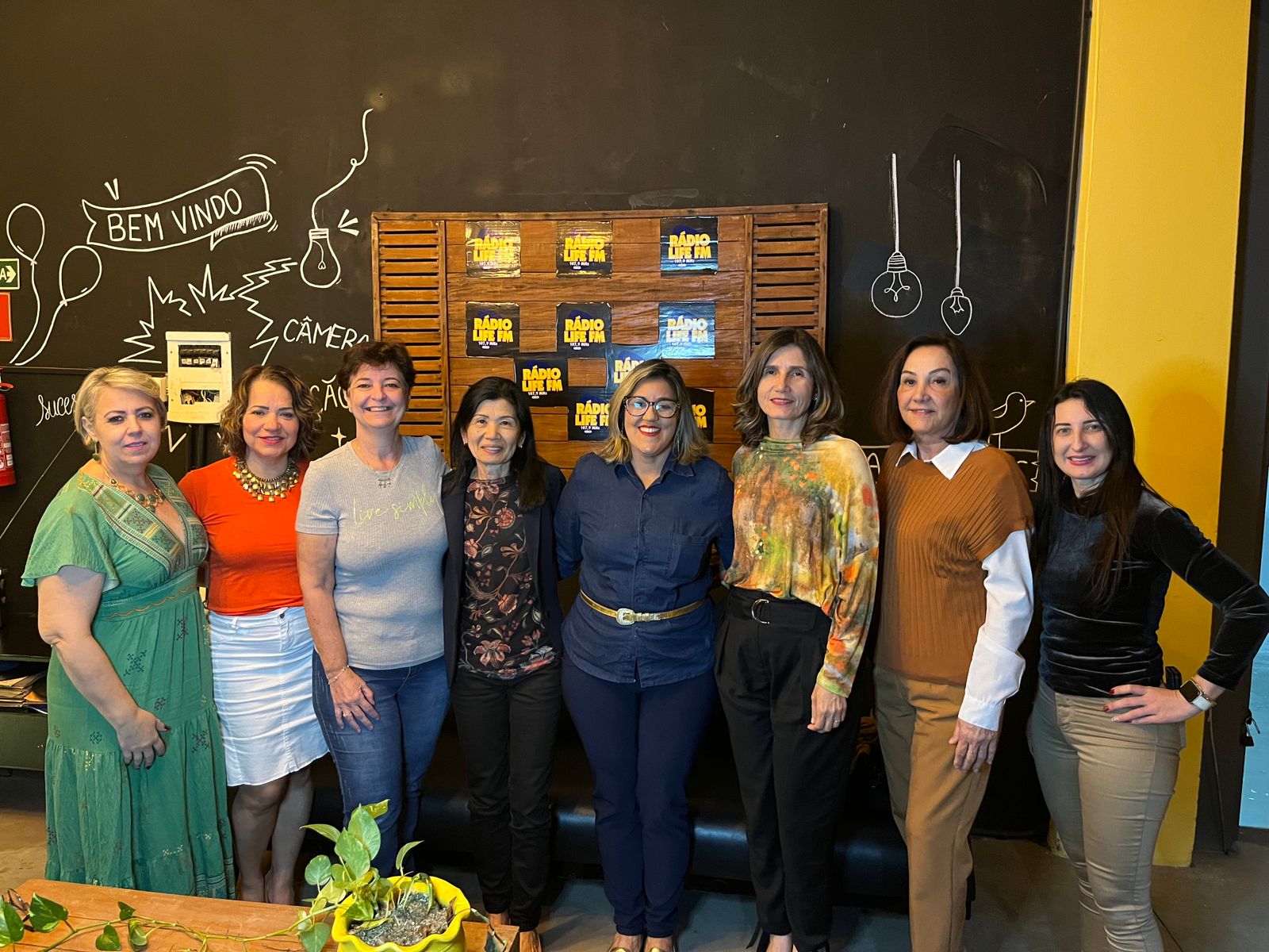 Agora é que São Elas: Esposas de Candidatos a Prefeito em Destaque, com Adelisa Tiveron