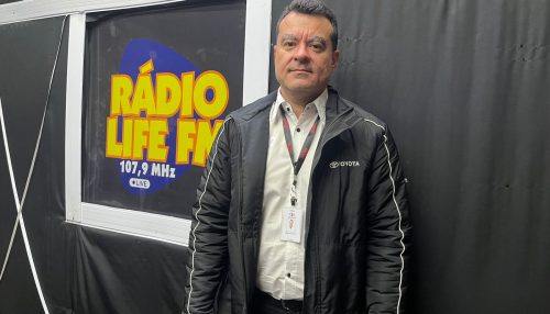 A Via Japan Toyota de Adamantina inicia melhorias com reformas em duas etapas, afirma Consultor de Vendas.