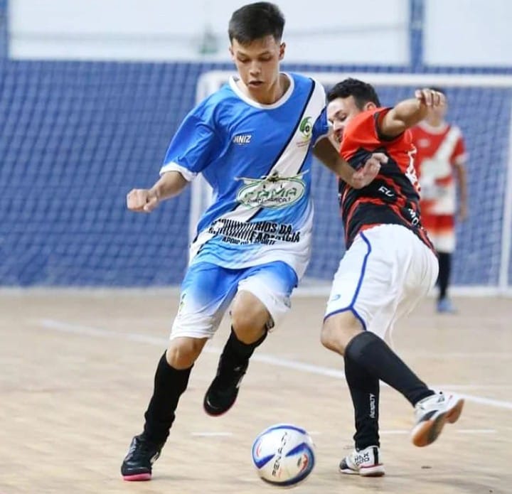 Esportistas lucelienses prestigiam o futsal “Pratas da Casa” de Lucélia