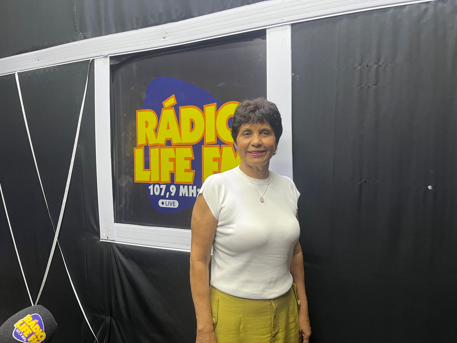 Jantar das Amigas: Movimenta o comércio local!