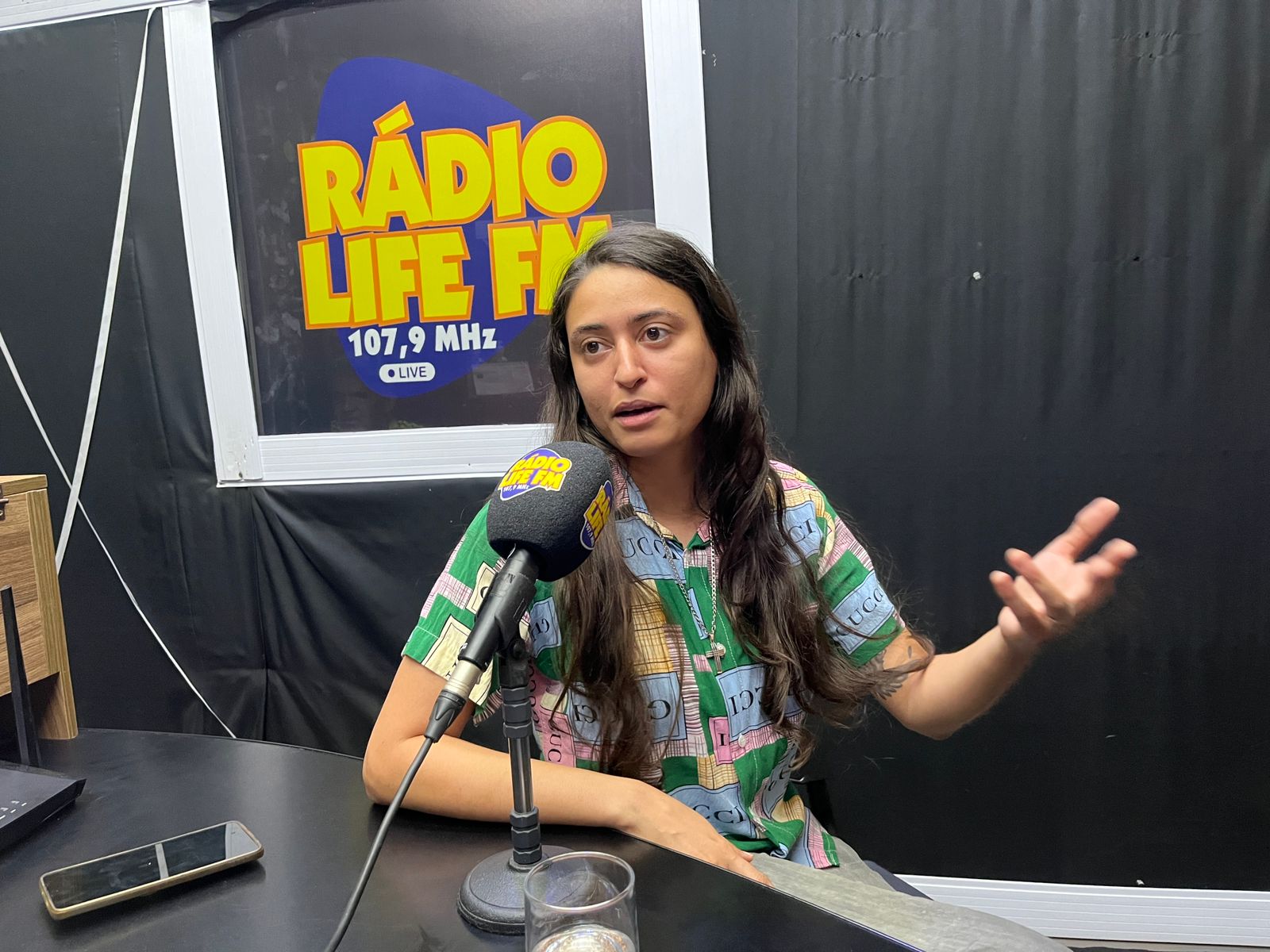 Rafa Shiver cantará no evento Conexão entre Mulheres neste domingo, no Hotel Abapuru