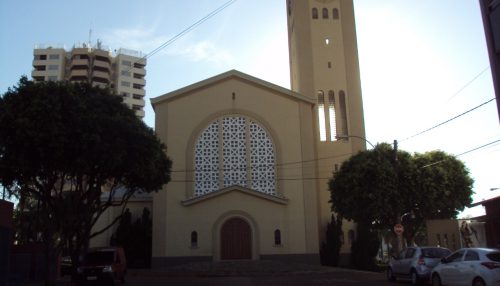CAMINHANDO PELAS RUAS DESTA PROVÍNCIA DO FAZ DE CONTA EM 2.005...