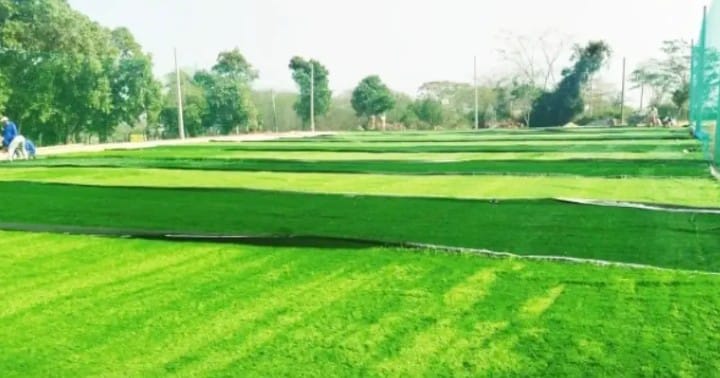 Campo de grama sintética será entregue nesta quarta-feira(2), no Parque dos Pioneiros