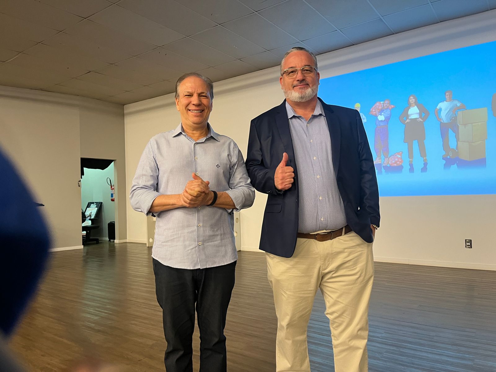 Eduardo Febraio participa de seminário em Araçatuba sobre liderança e gestão de pessoas.