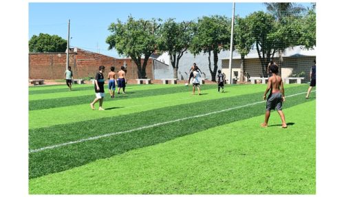 Arena de Grama Sintética Fernando Bueno “Ratão” é inaugurada no Jardim Bela Vista