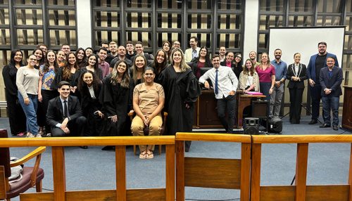 Estudantes de Direito da FAI participam do V Júri  Simulado no Fórum da Comarca de Adamantina