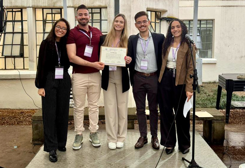 Estudantes de Medicina conquistam o primeiro lugar na apresentação de trabalho científico em Congresso da USP