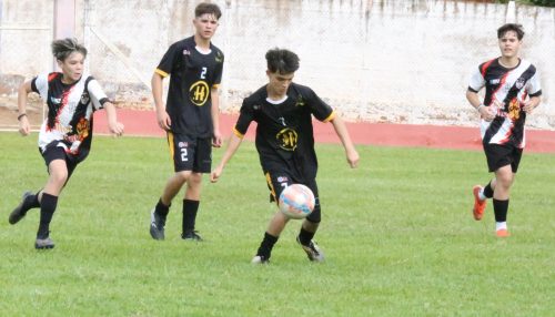 Mariápolis E.C. Sub-14 realizou partida amistosa contra Fratello’s em Adamantina