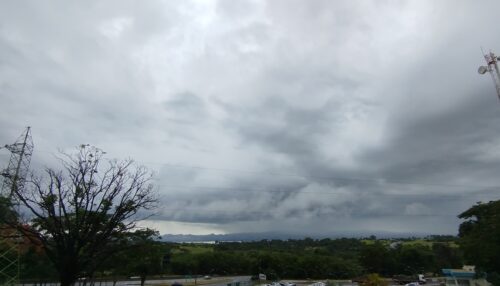 Com previsão de chuvas, Energisa reforça orientações para prevenir acidentes elétricos e prejuízos