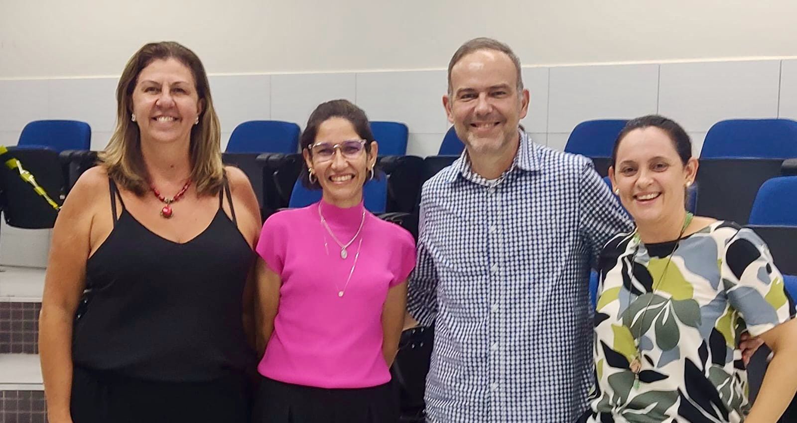 FAI promove 2º encontro do Grupo de Apoio a Cuidadores de Idosos com Demência