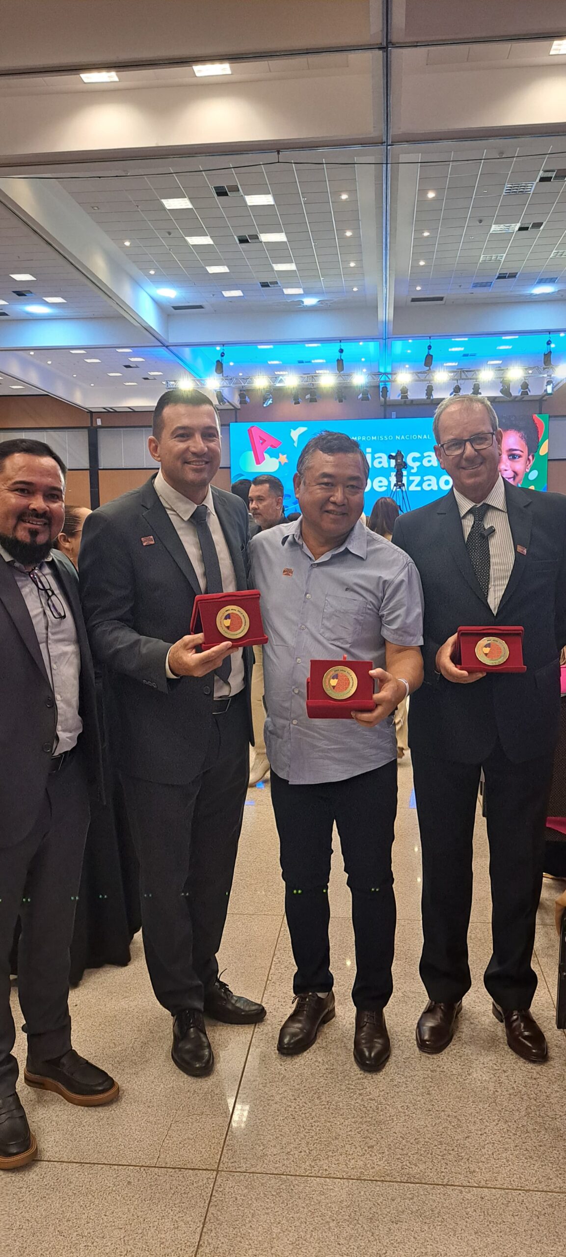 Adamantina recebe categoria ouro no Selo Nacional Compromisso com a Alfabetização