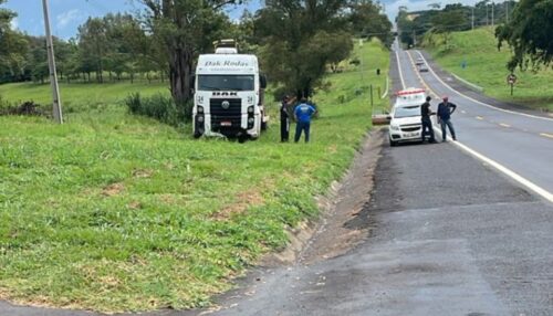 Motorista sofre parada cardíaca e morre em rodovia vicinal entre Osvaldo Cruz e Salmourão